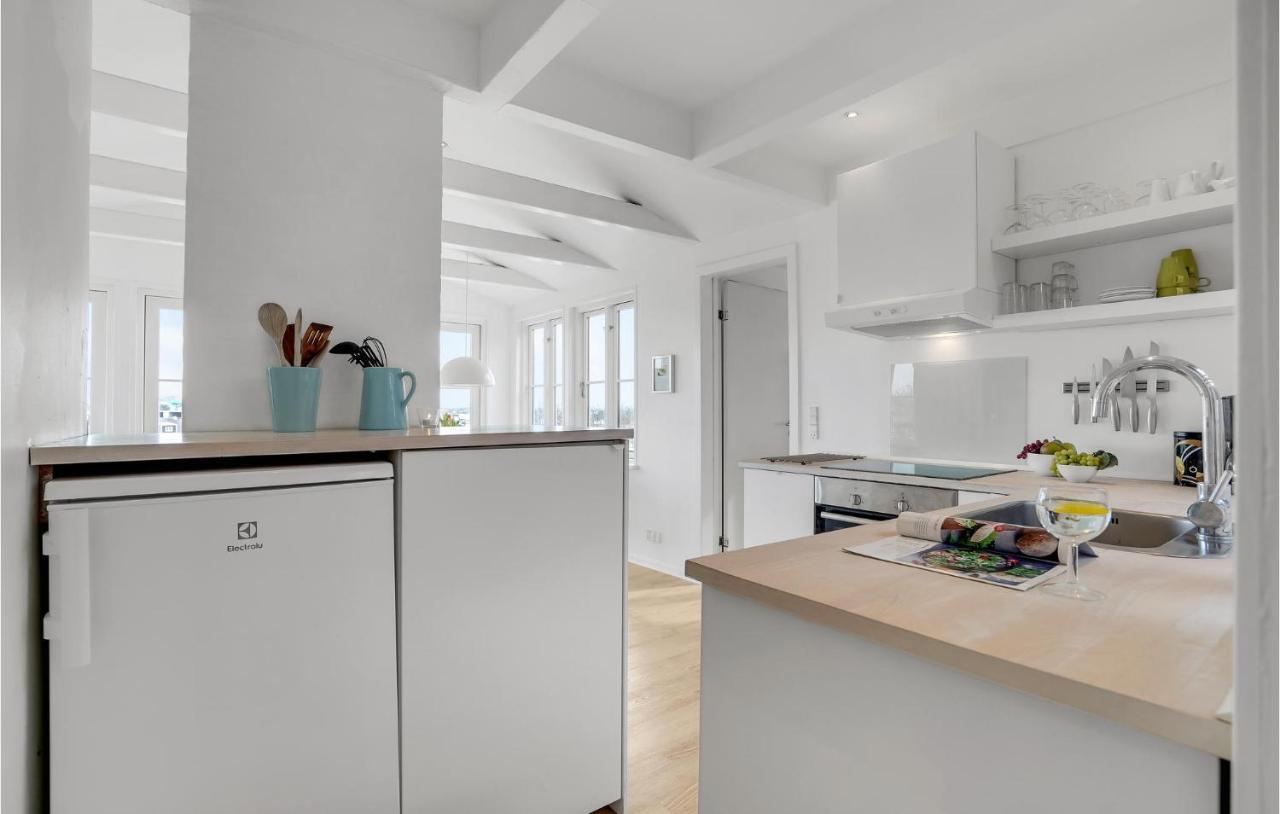 Nice Home In Ringkobing With Kitchen Søndervig Екстериор снимка